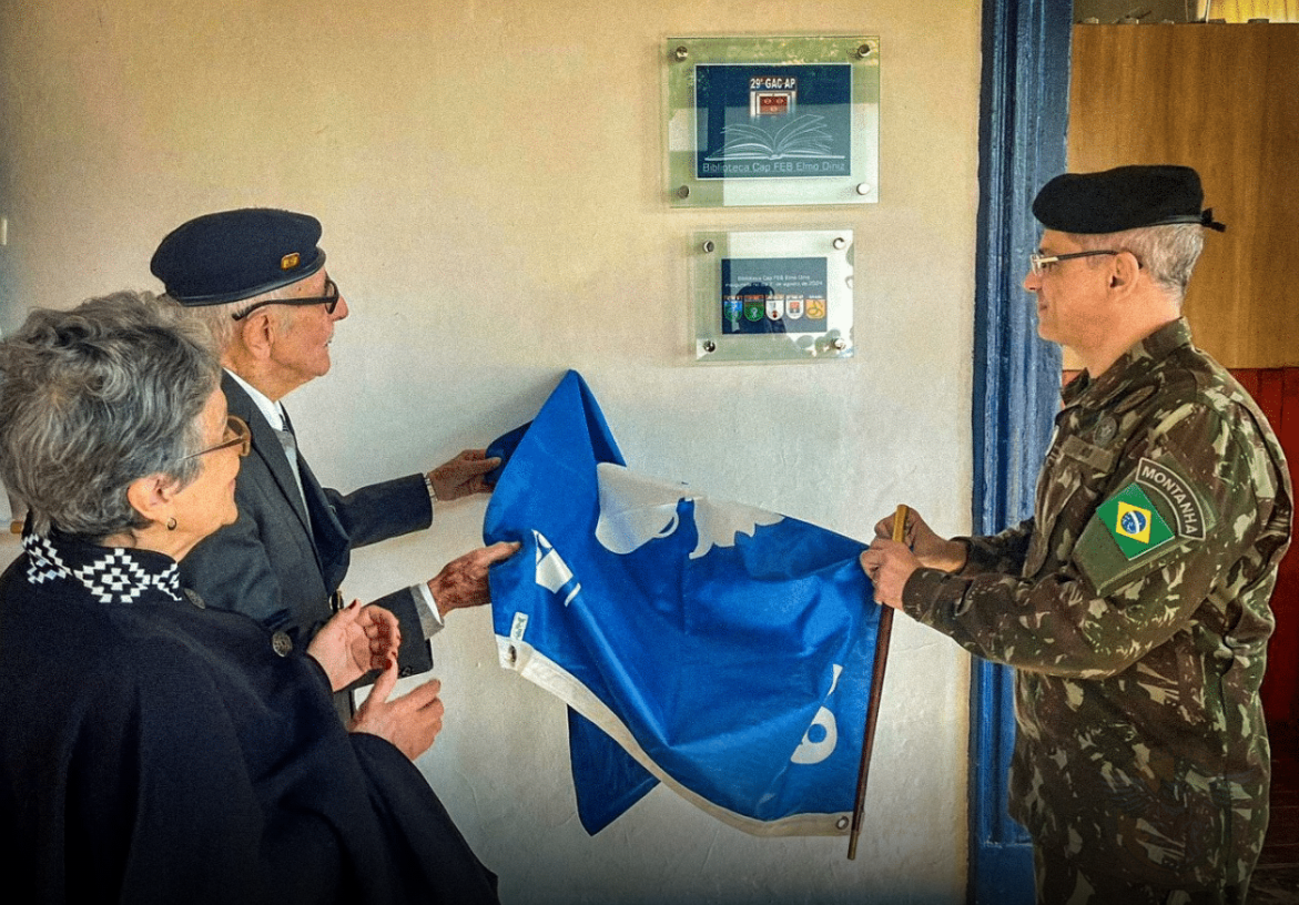 Capa da notícia: Biblioteca dedicada ao herói da FEB, Capitão Elmo Diniz, é inaugurada em Cruz Alta-RS