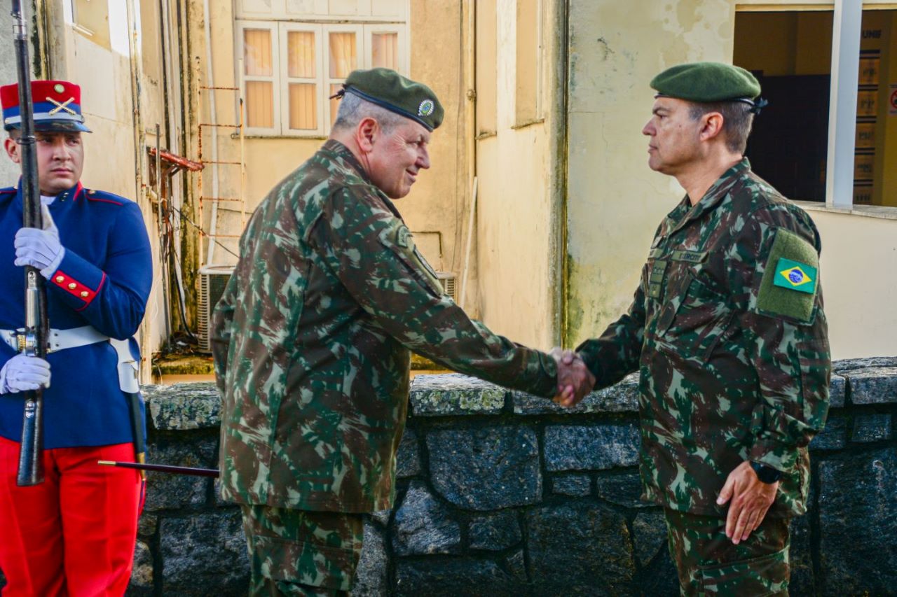 Comandante do Exército acompanha ações junto aos Oficiais-Generais para Cúpula do BRICS 2025
