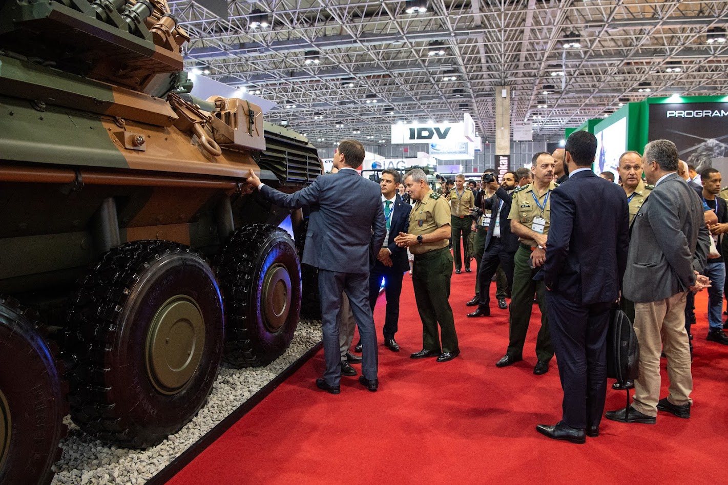LAAD 2025: Exército participa da maior Feira de Defesa e Segurança da América Latina