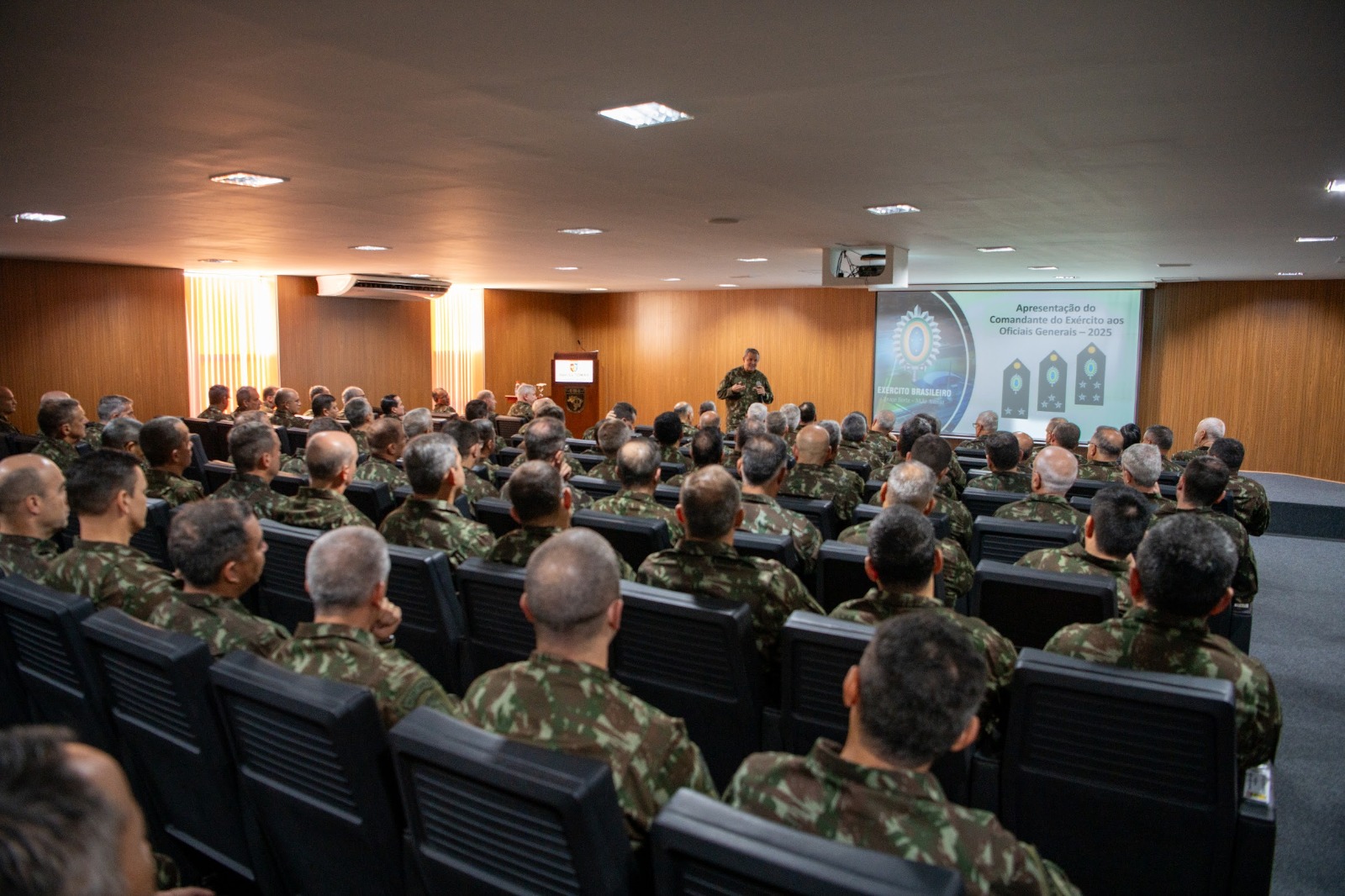 Reunião do Alto-Comando do Exército termina com presença de todos Oficiais-Generais