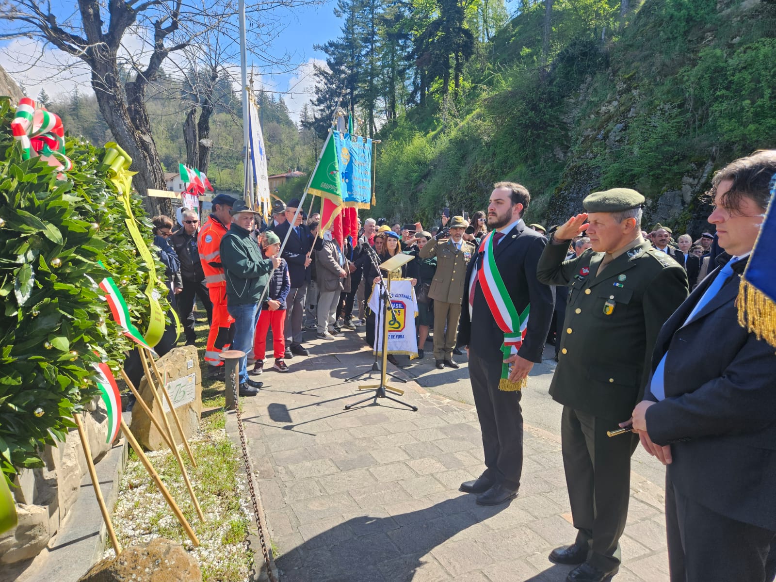 Comandante participa de comemorações dos 80 anos da FEB na Itália.