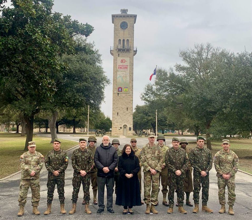 ace15678-3202-a049-91d8-89d2d883aa60