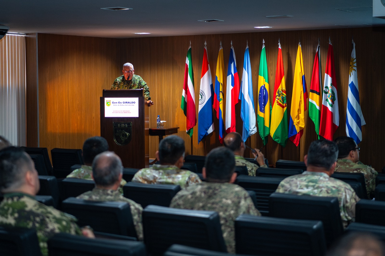 c5df33b3-07c2-6bd6-5540-869f51499482